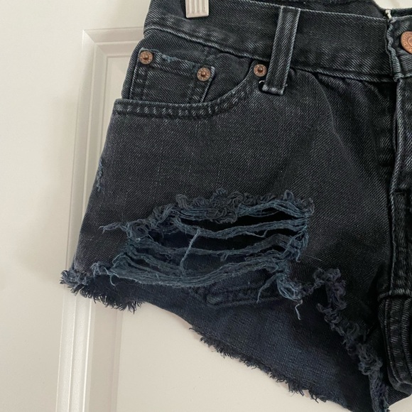 Levi’s Black Jean Shorts - Picture 5 of 7